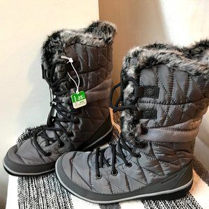 Columbia Women’s Heavenly Omni-HEAT Snow Boot
